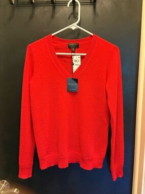 Charter Club Luxury 100% Cashmere Women’s Sweater Chili Red NWT Table V-Neck XS